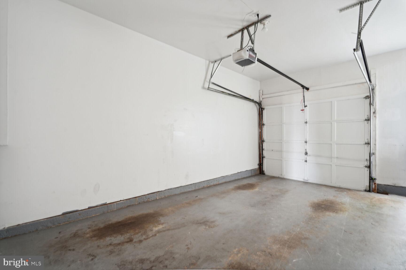2511 WOODROW WILSON DRIVE
