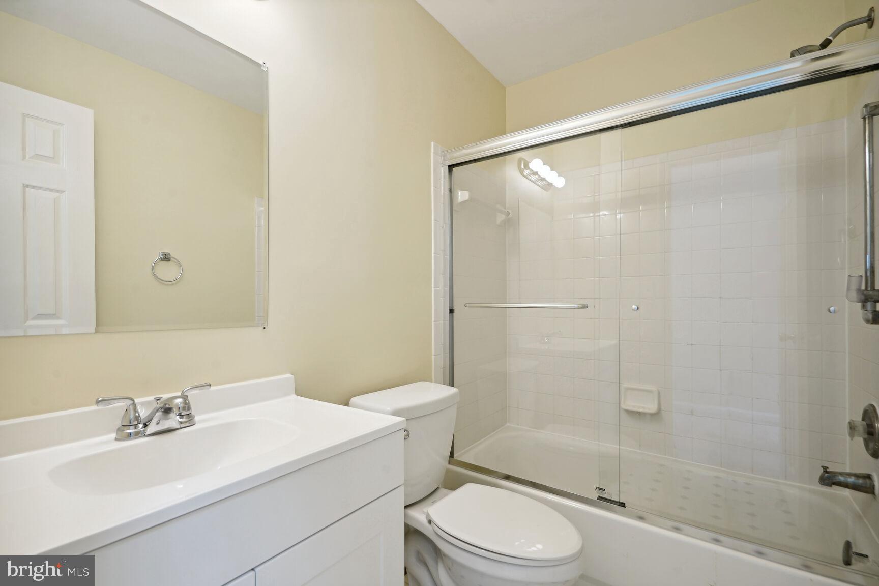 2511 WOODROW WILSON DRIVE