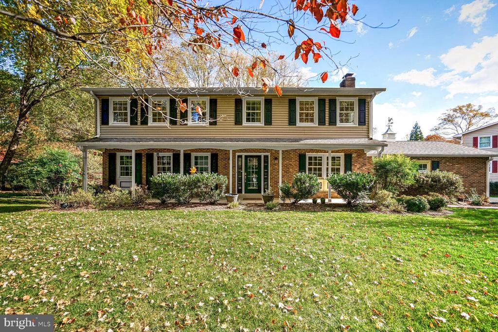3235 BETSY LANE