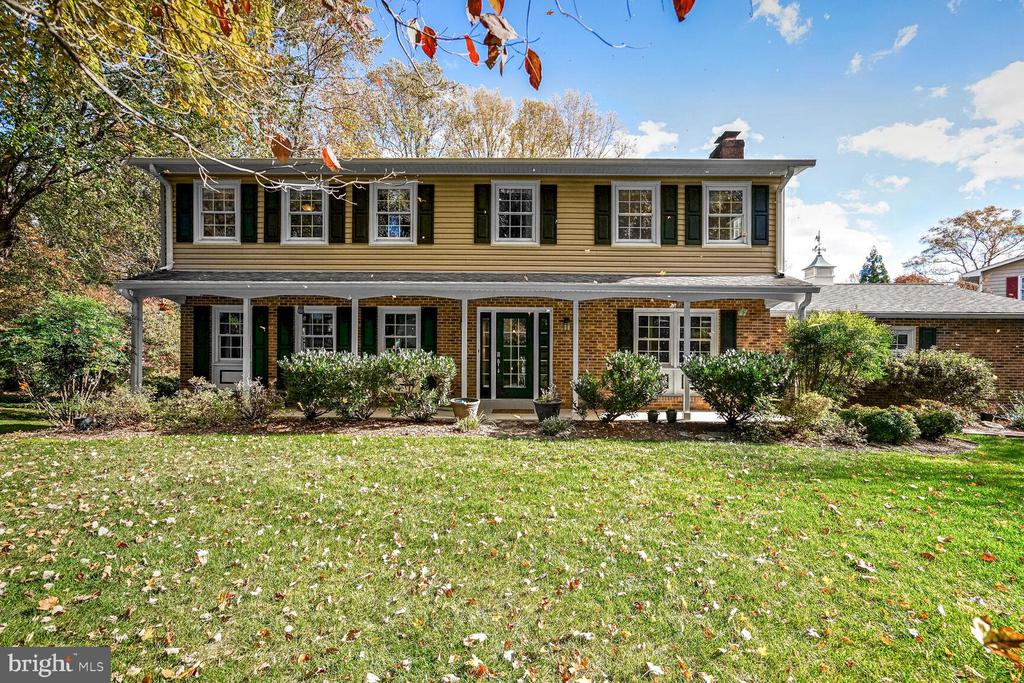 3235 BETSY LANE