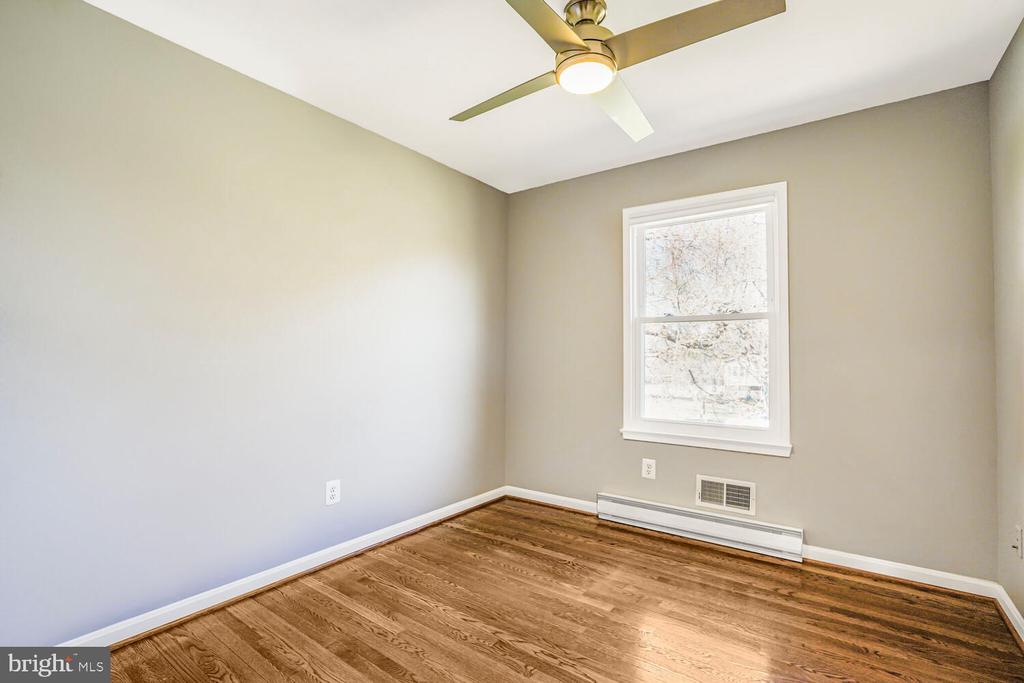 11225 STAMPER COURT