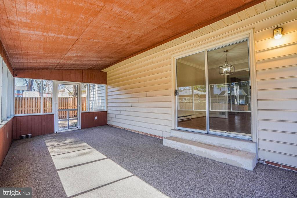 11225 STAMPER COURT