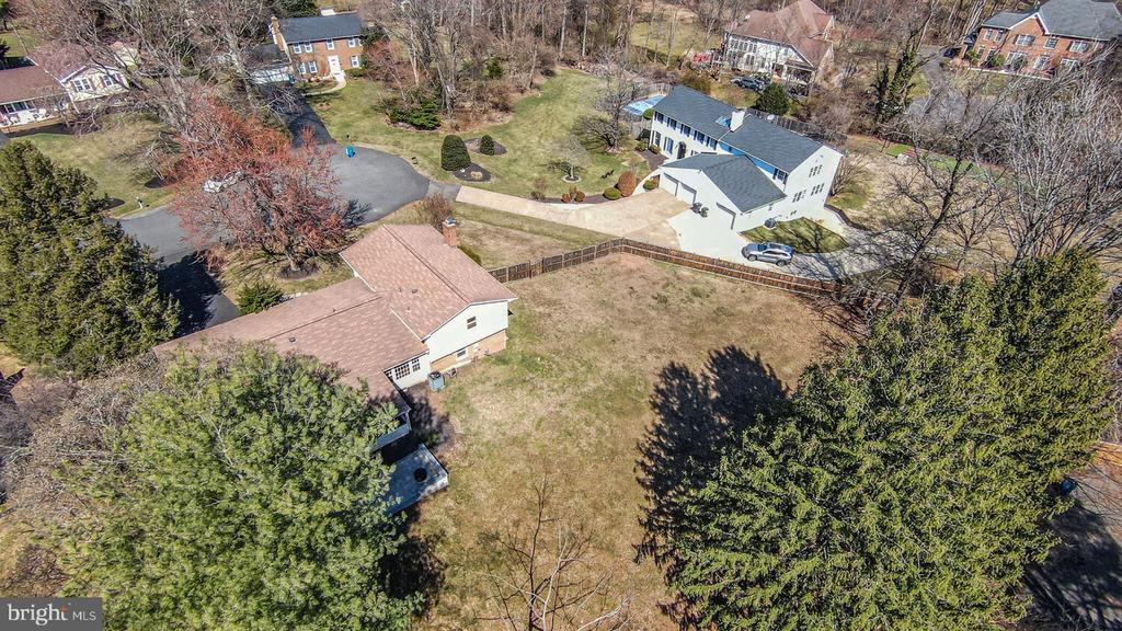 11225 STAMPER COURT