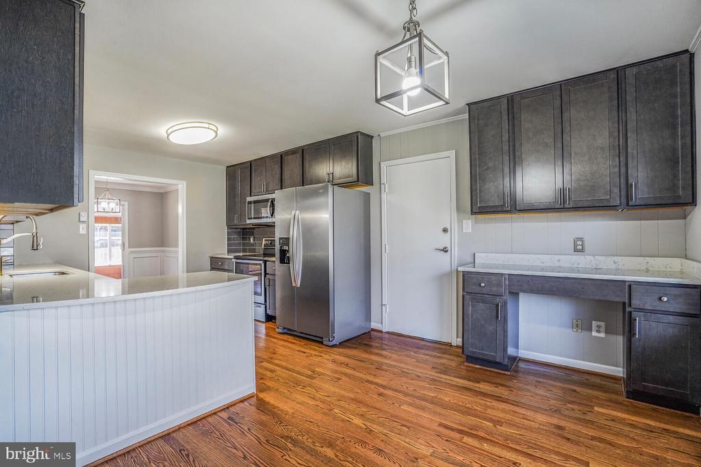 11225 STAMPER COURT