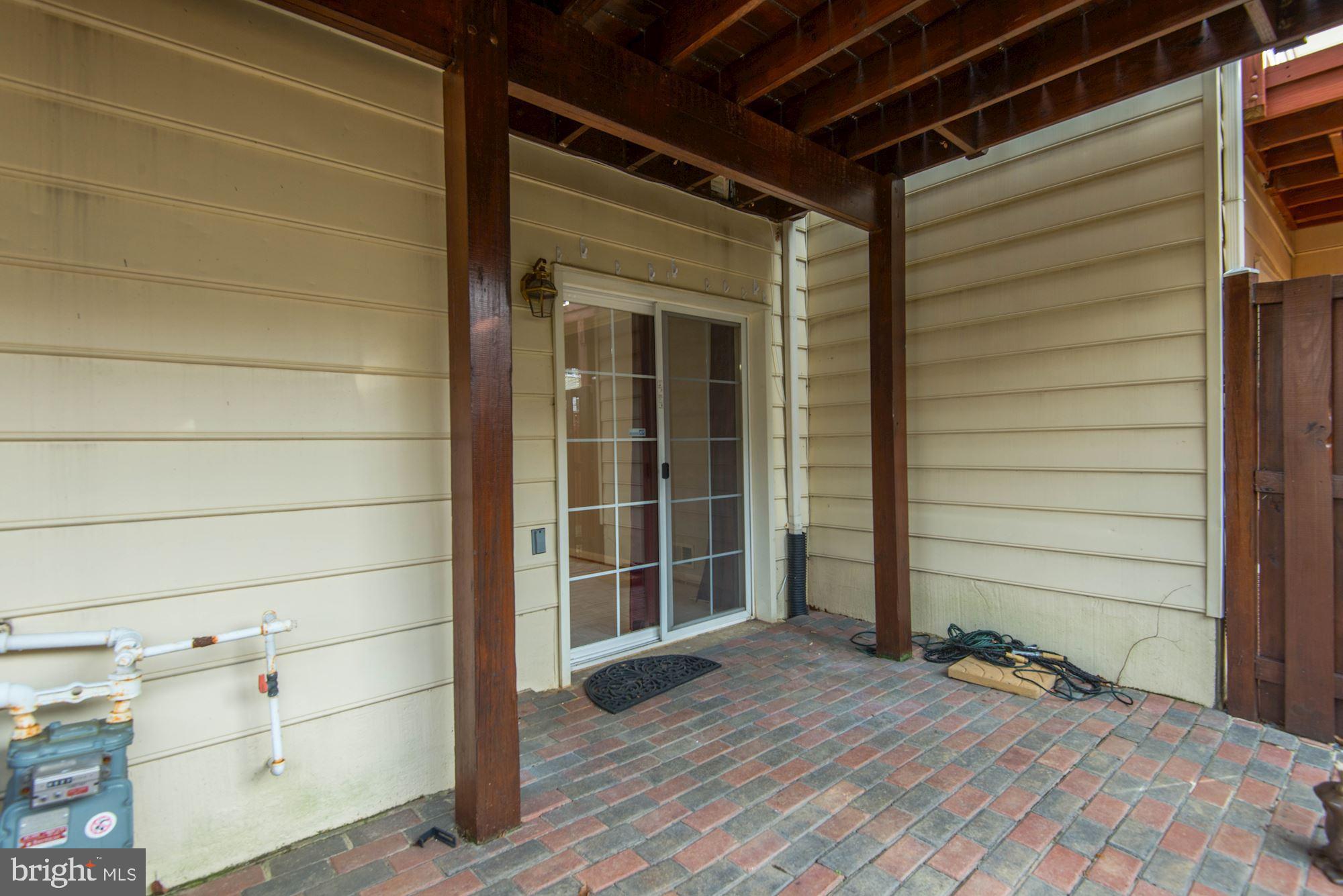2028 GALLOWS TREE COURT