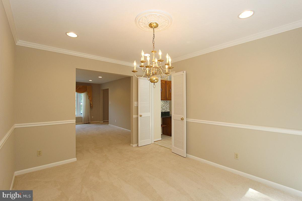 2354 WHEYSTONE COURT