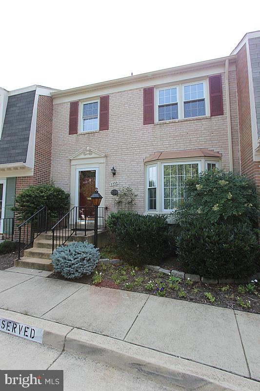 2354 WHEYSTONE COURT