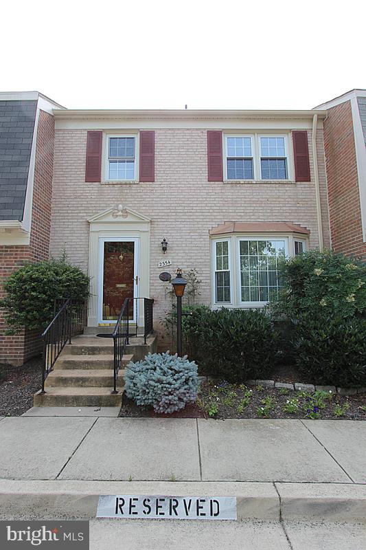 2354 WHEYSTONE COURT