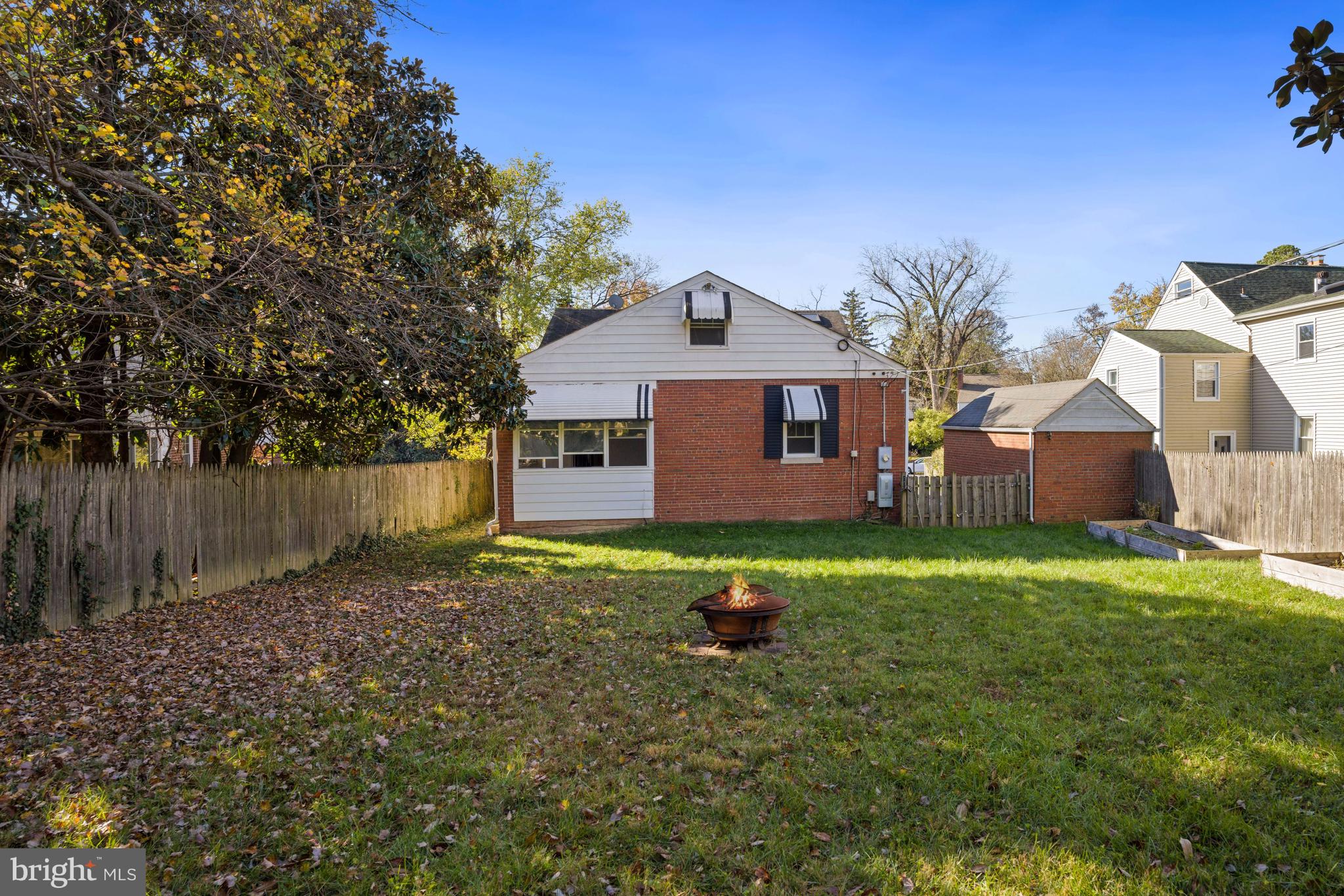 6066 WOOTEN DRIVE