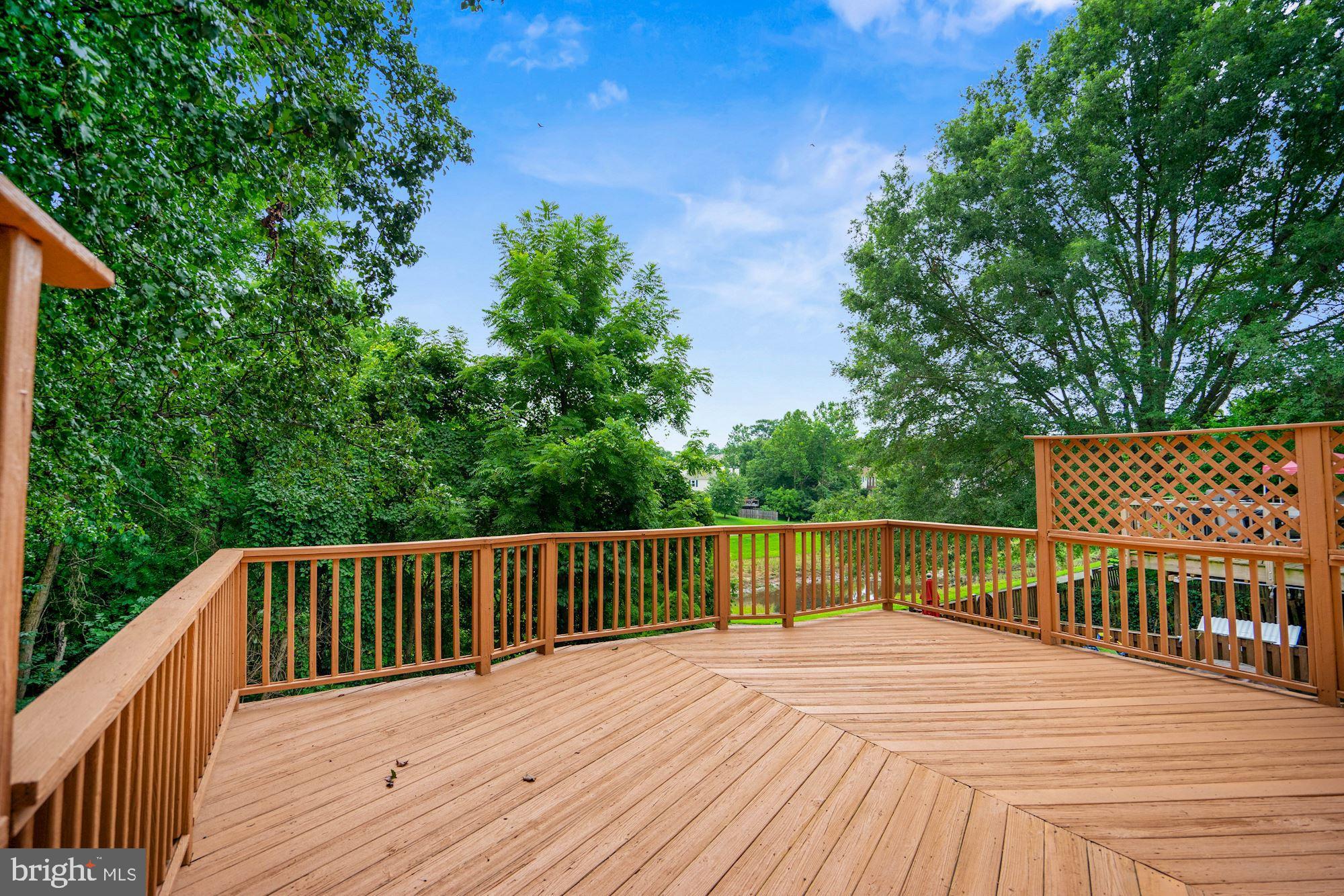 5136 GLEN MEADOW DRIVE