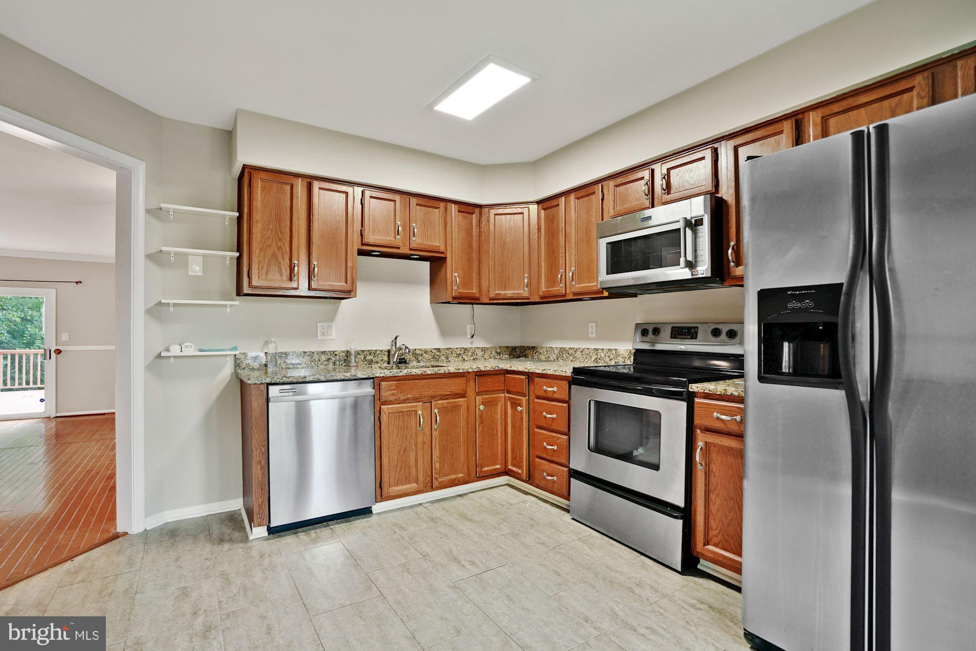 5136 GLEN MEADOW DRIVE