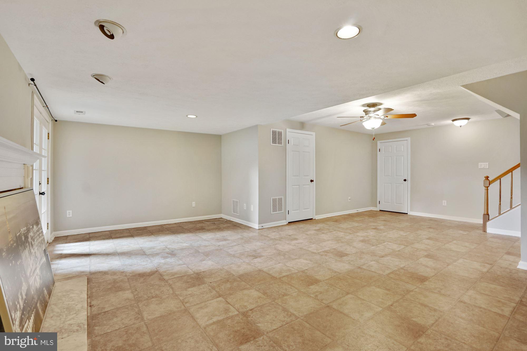 5136 GLEN MEADOW DRIVE