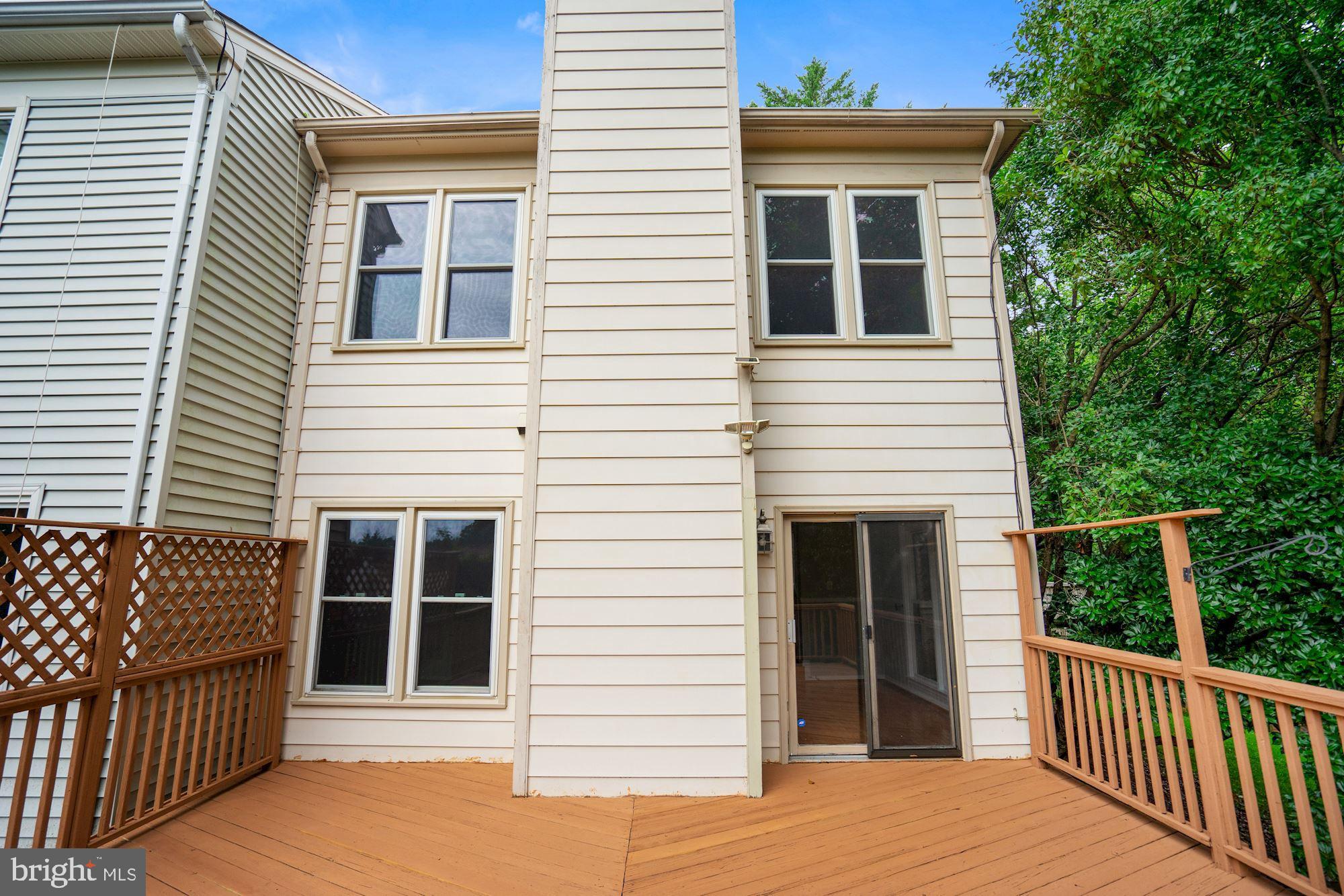 5136 GLEN MEADOW DRIVE
