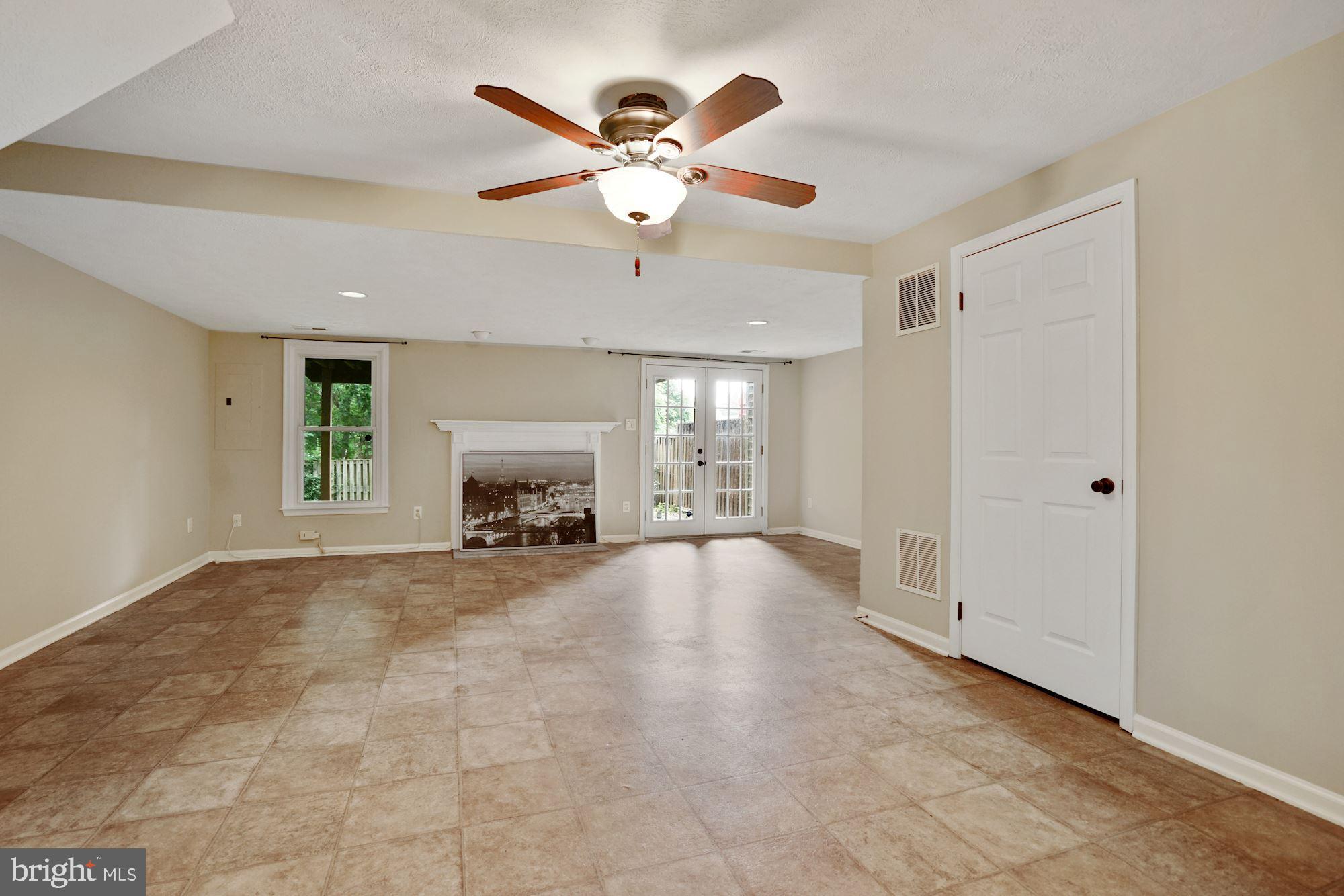 5136 GLEN MEADOW DRIVE