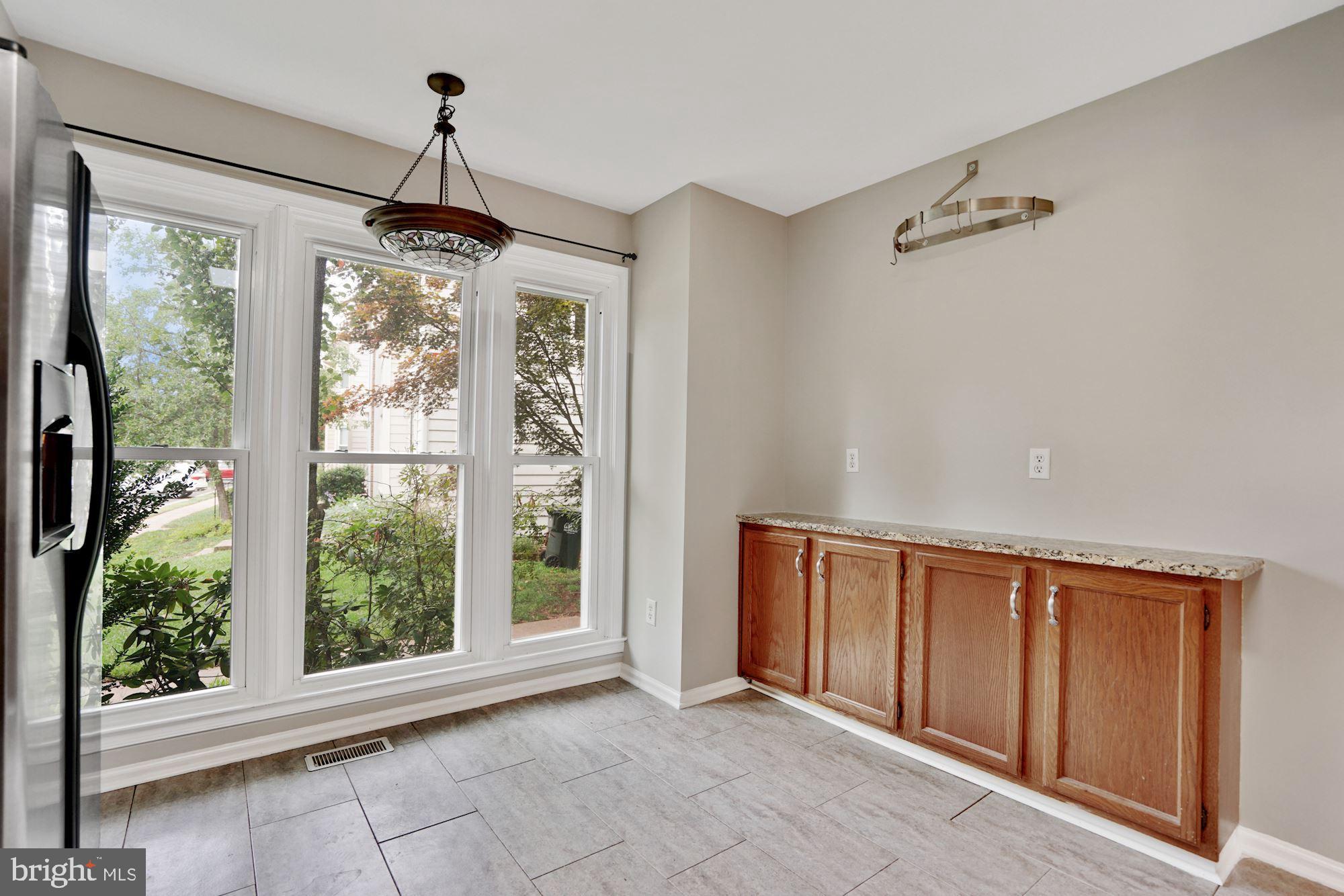 5136 GLEN MEADOW DRIVE