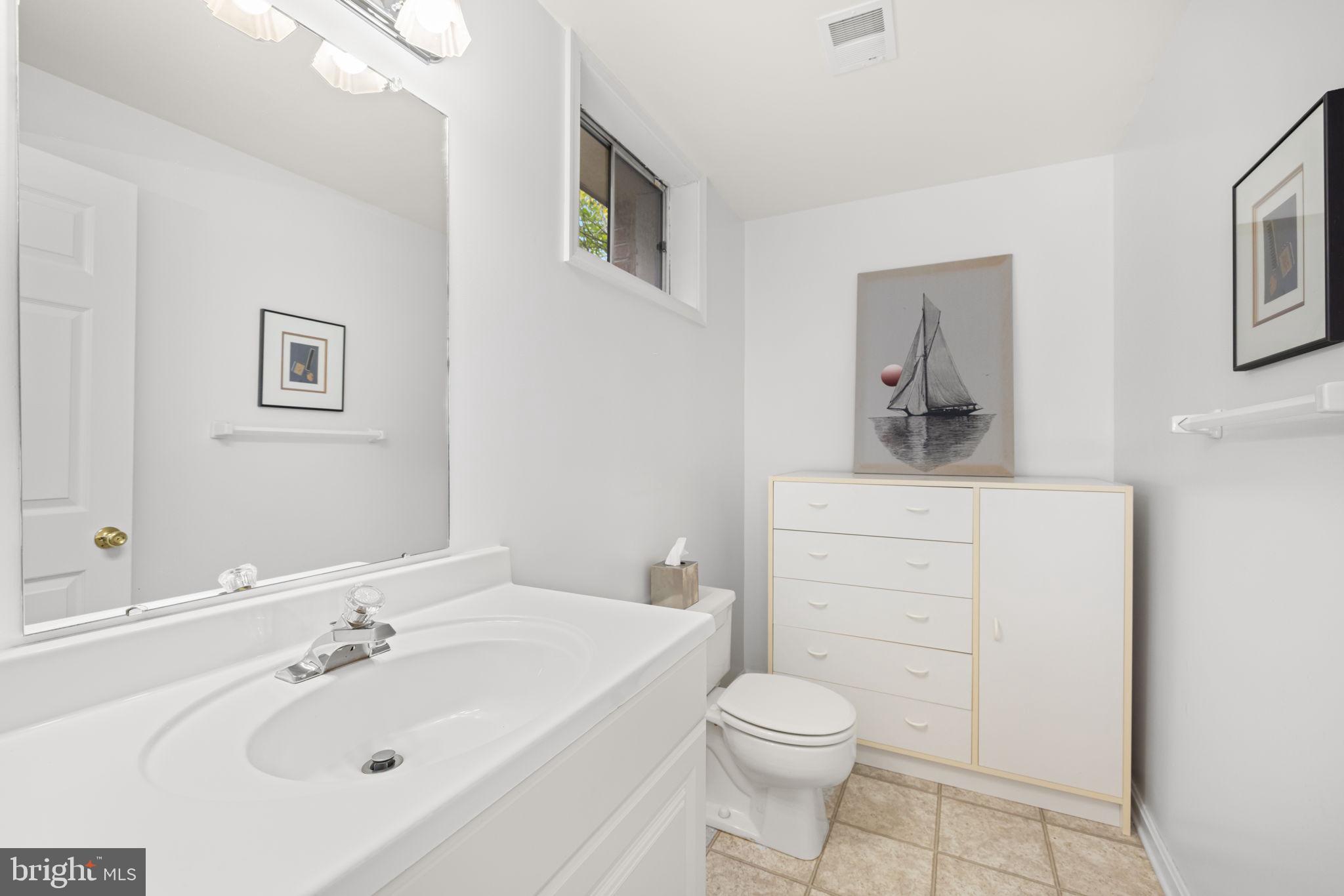 1302 CLAYBORNE HOUSE COURT