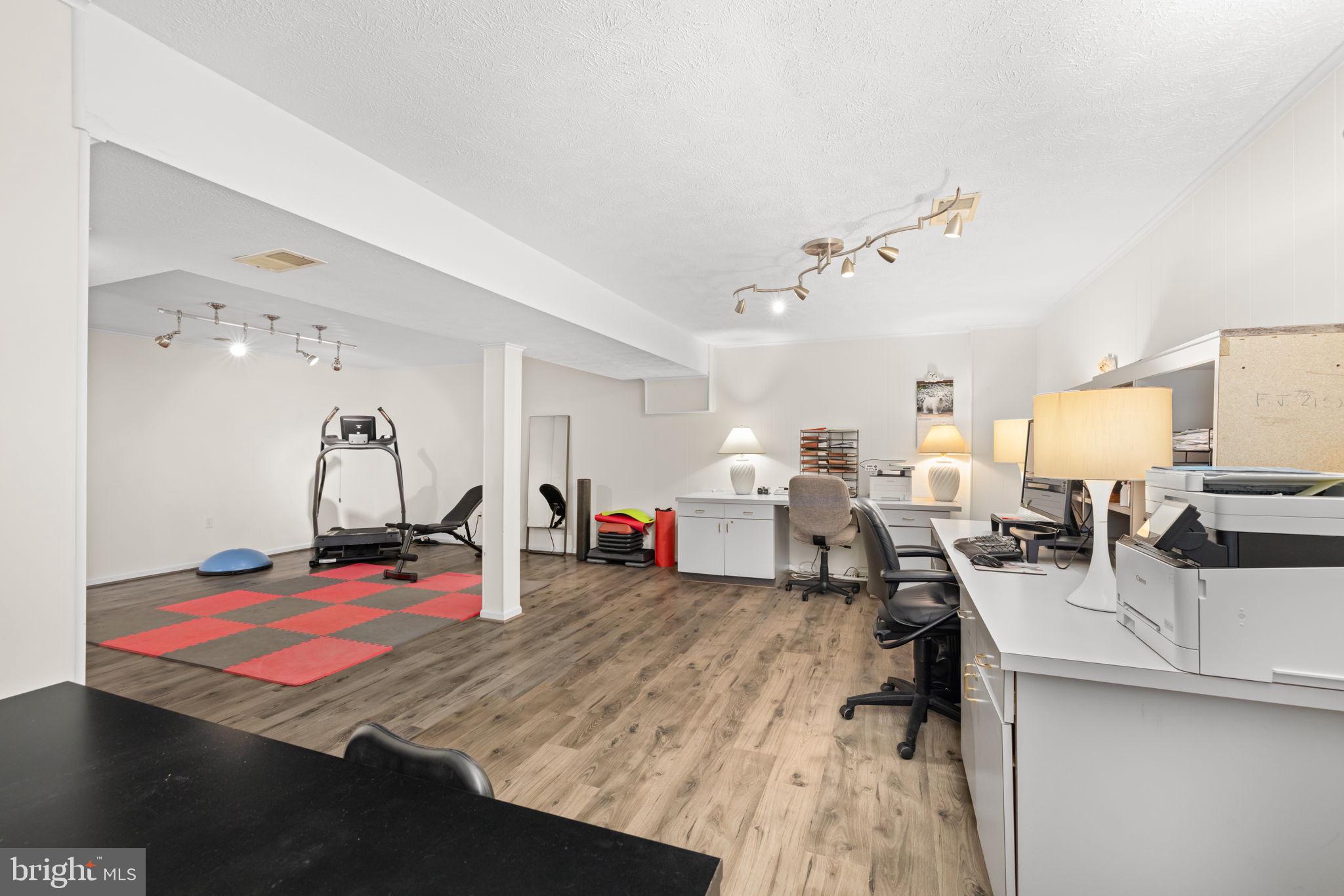 1302 CLAYBORNE HOUSE COURT