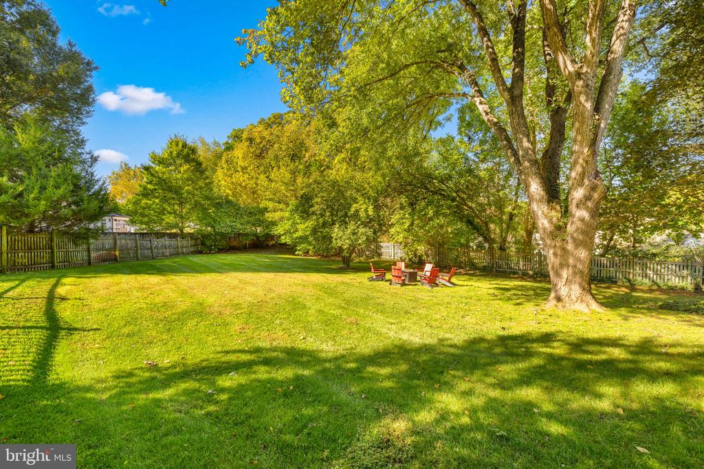 1302 CLAYBORNE HOUSE COURT