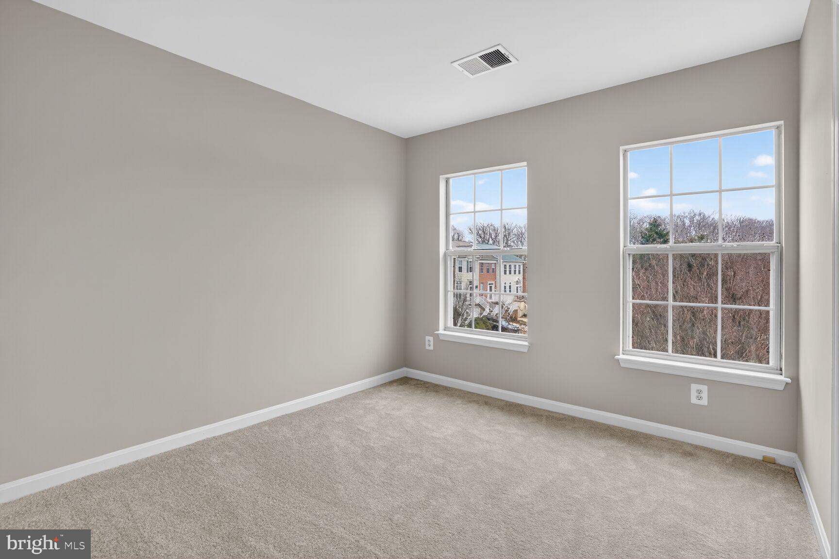 6808 CEDAR LOCH COURT