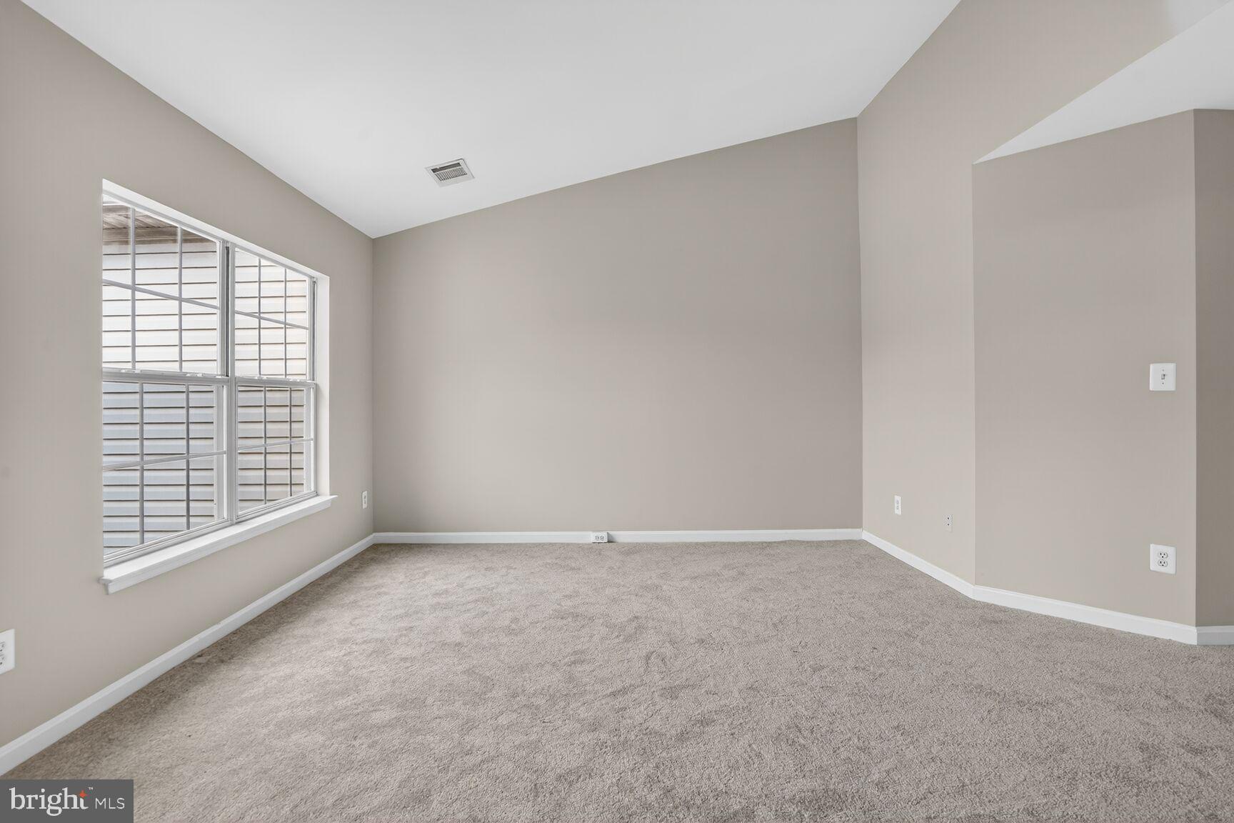 6808 CEDAR LOCH COURT