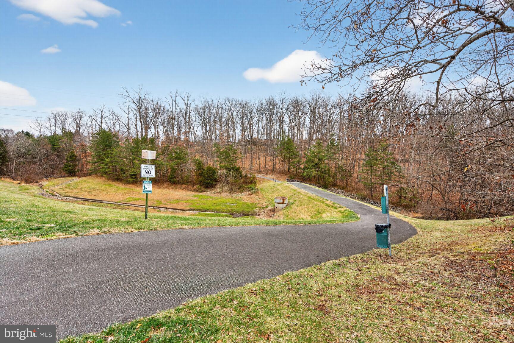 6808 CEDAR LOCH COURT