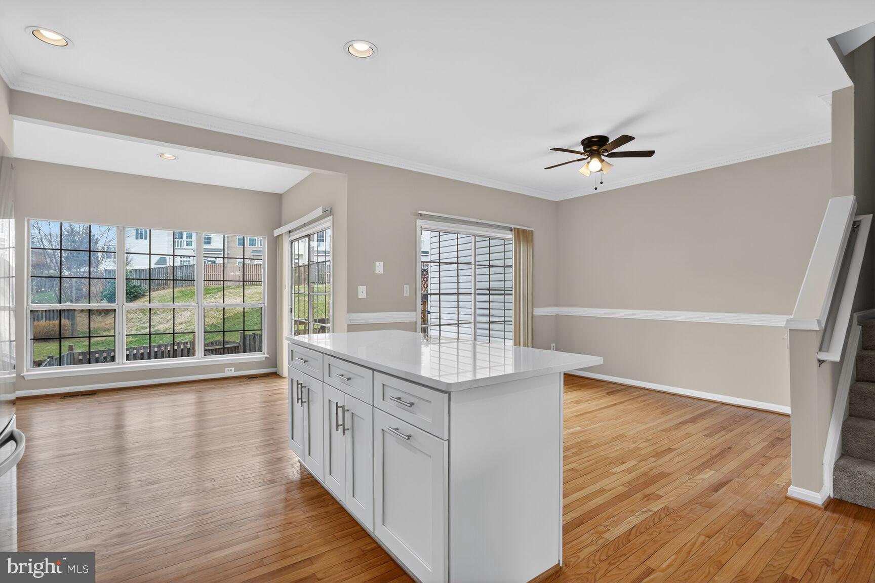 6808 CEDAR LOCH COURT