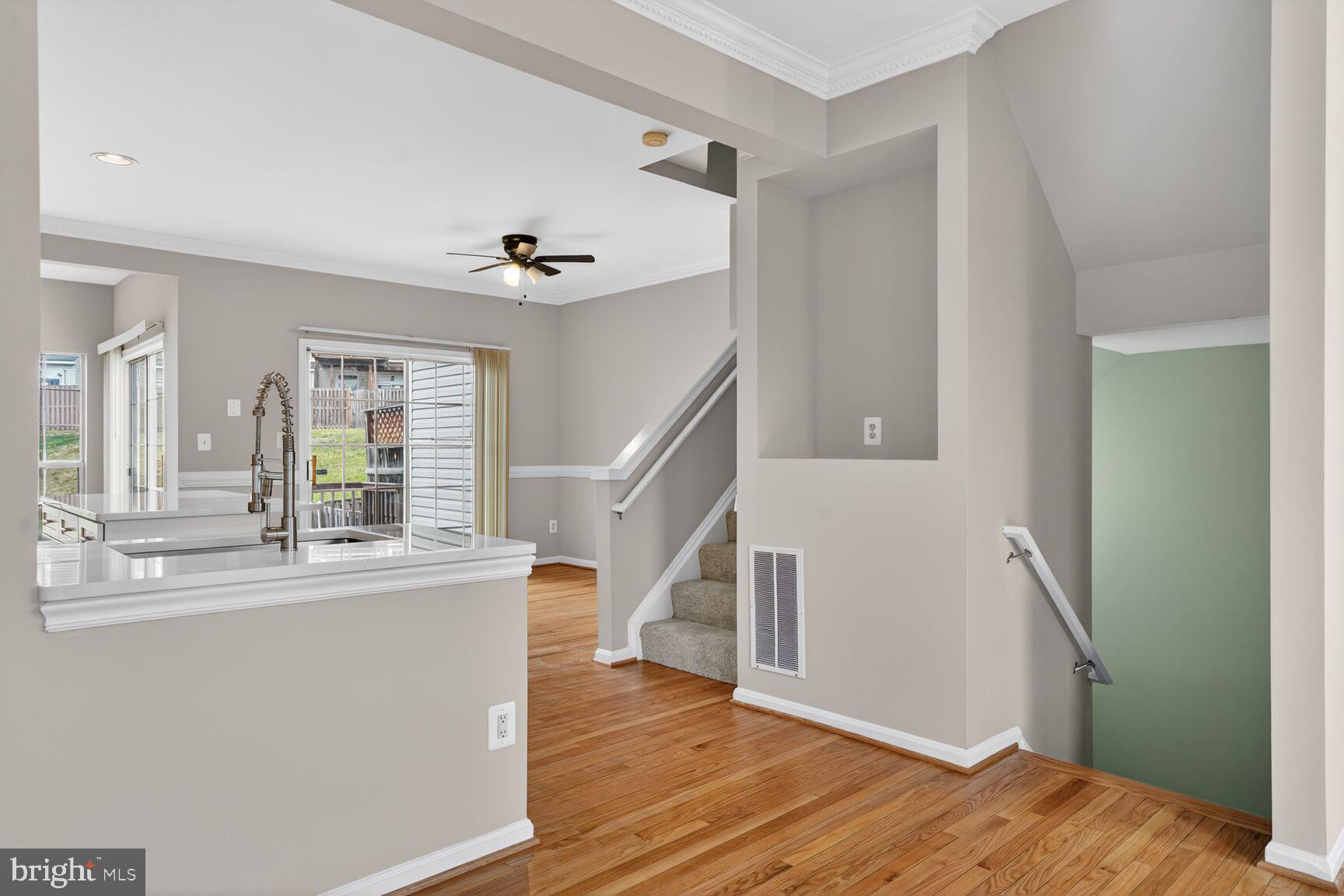 6808 CEDAR LOCH COURT