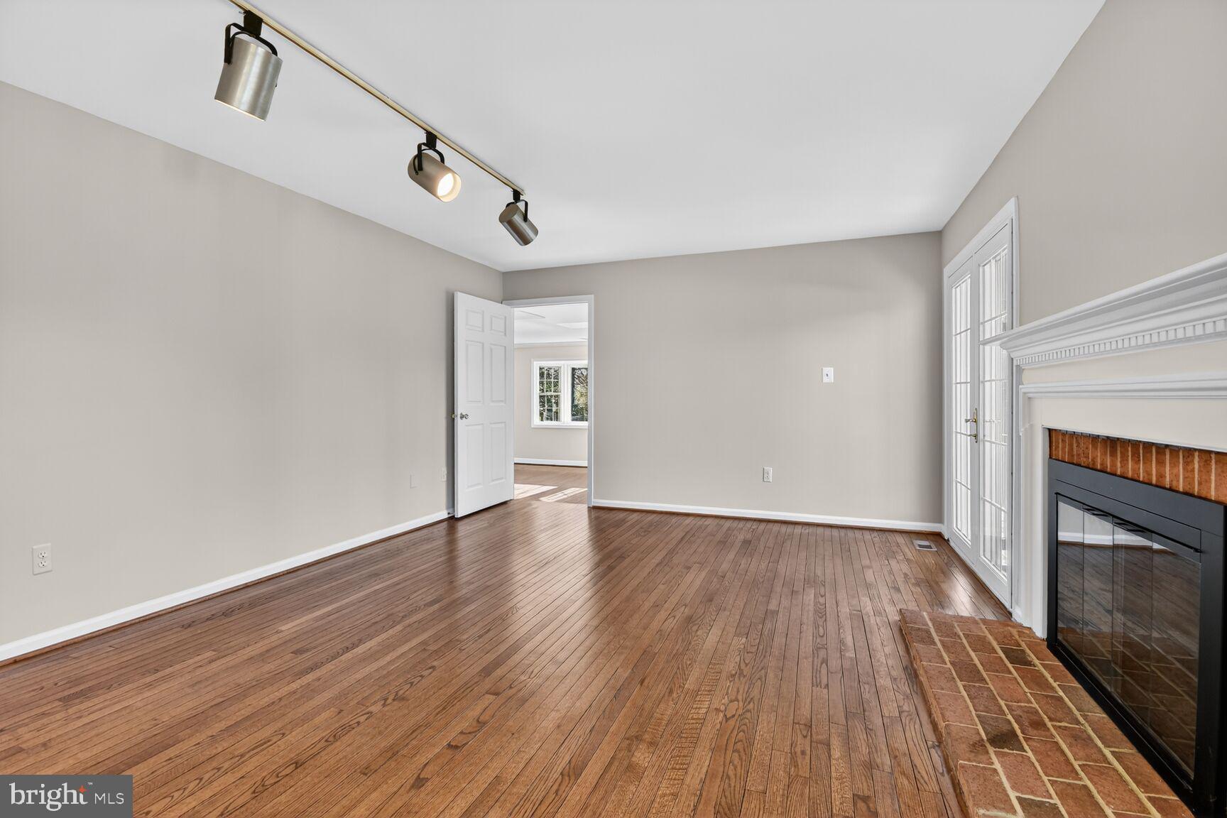 1302 CLAYBORNE HOUSE COURT