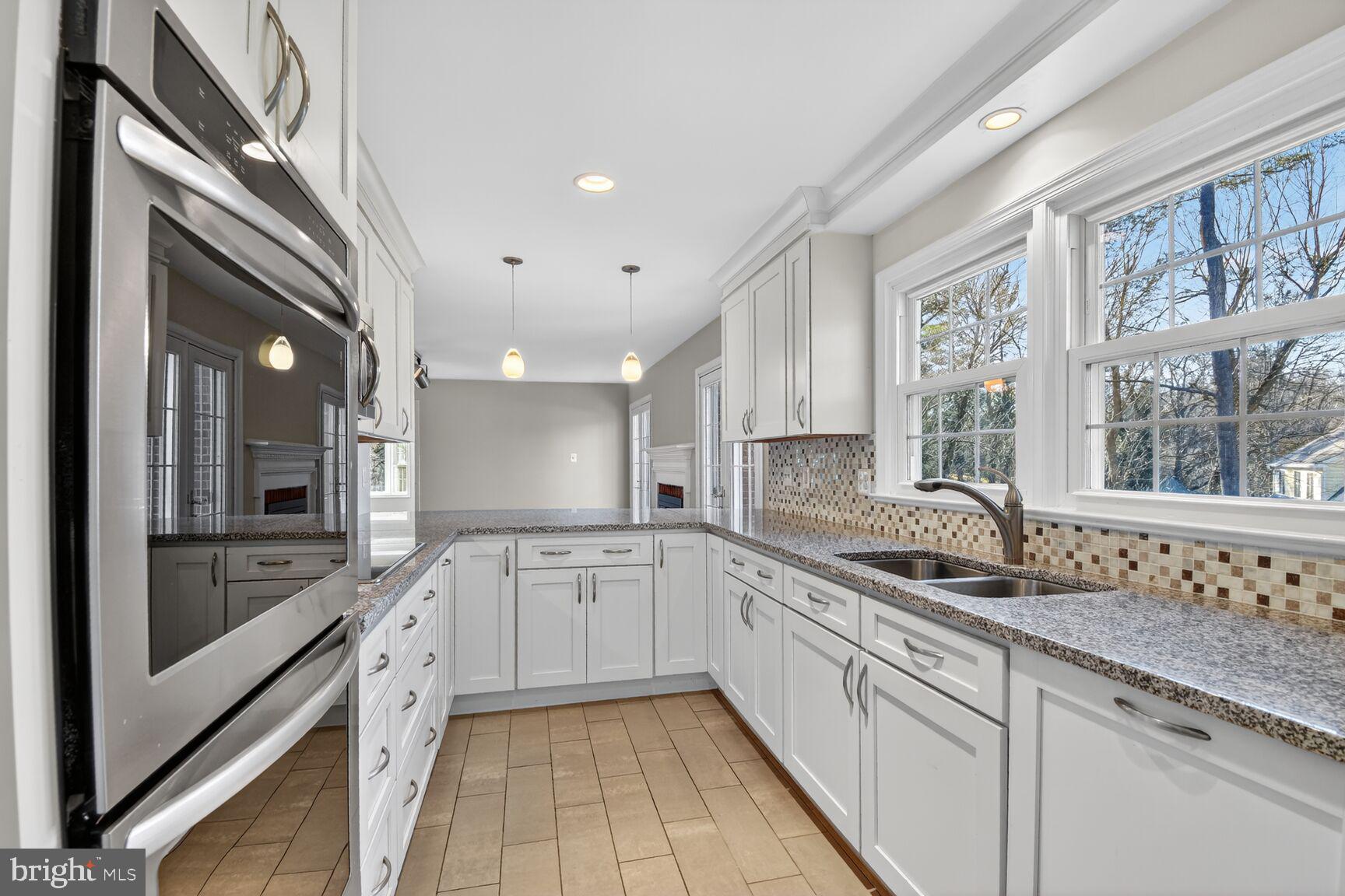 1302 CLAYBORNE HOUSE COURT