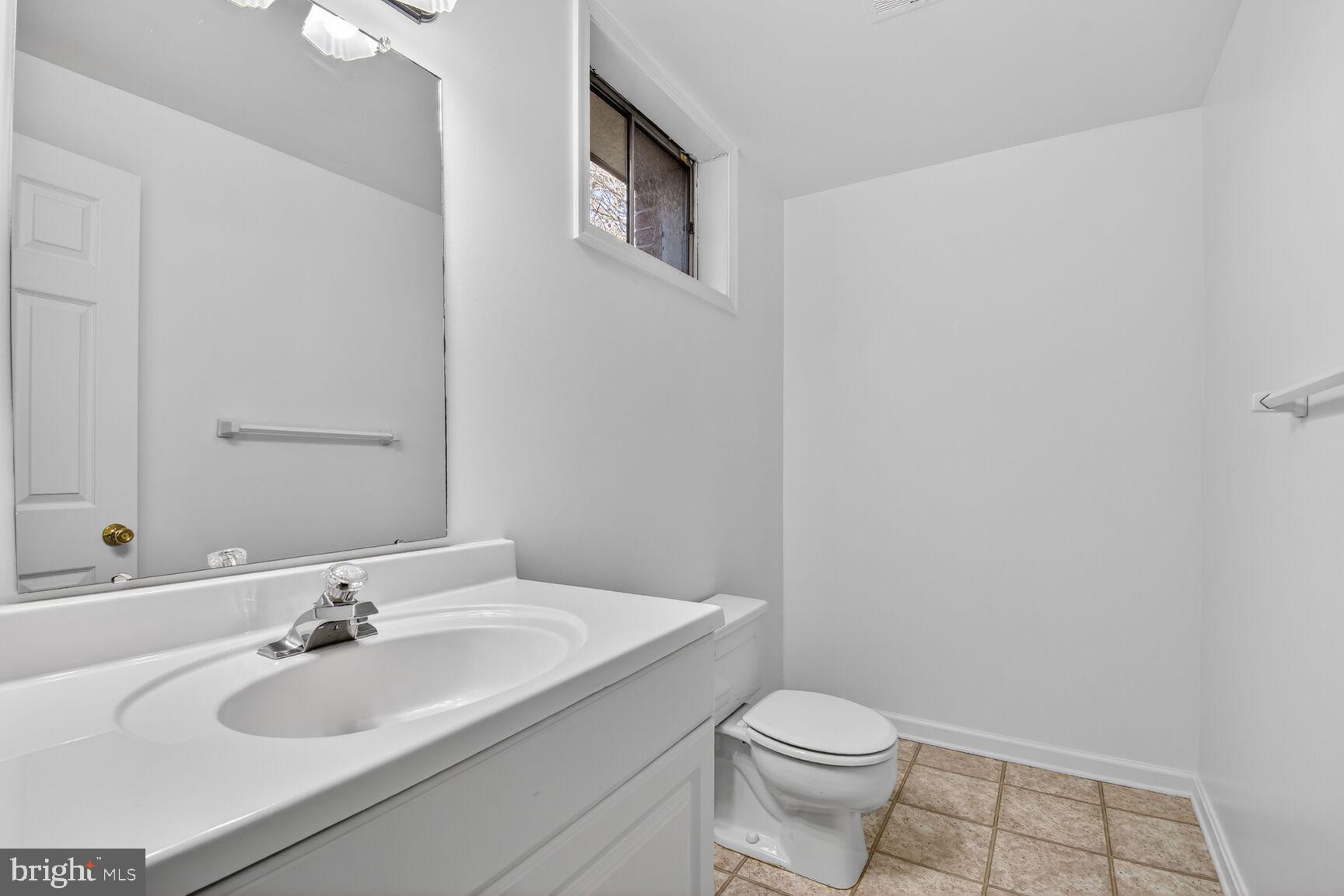 1302 CLAYBORNE HOUSE COURT