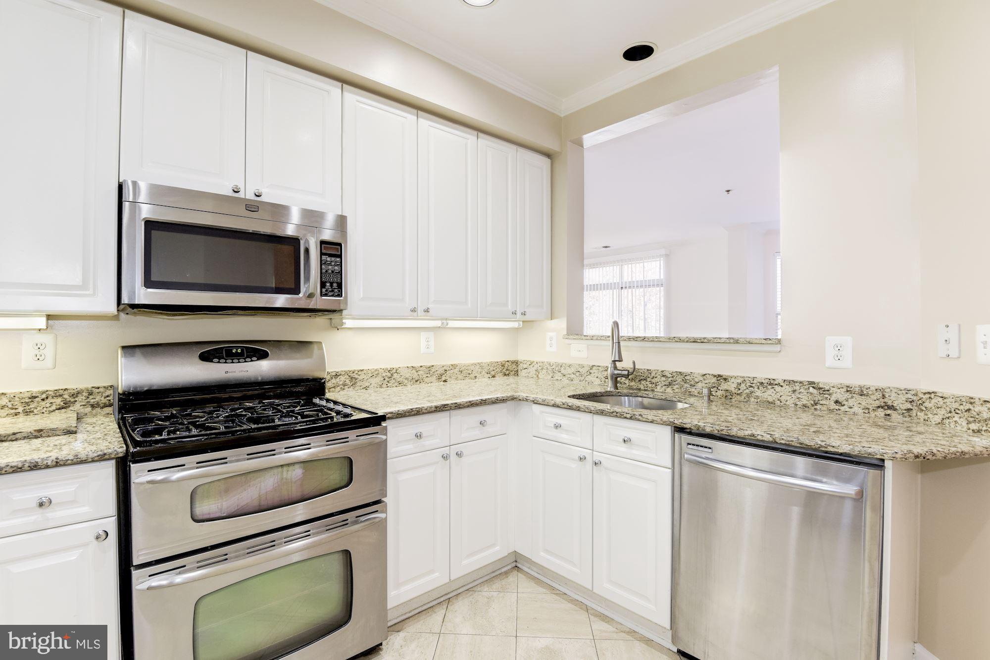 1860 STRATFORD PARK PLACE 204