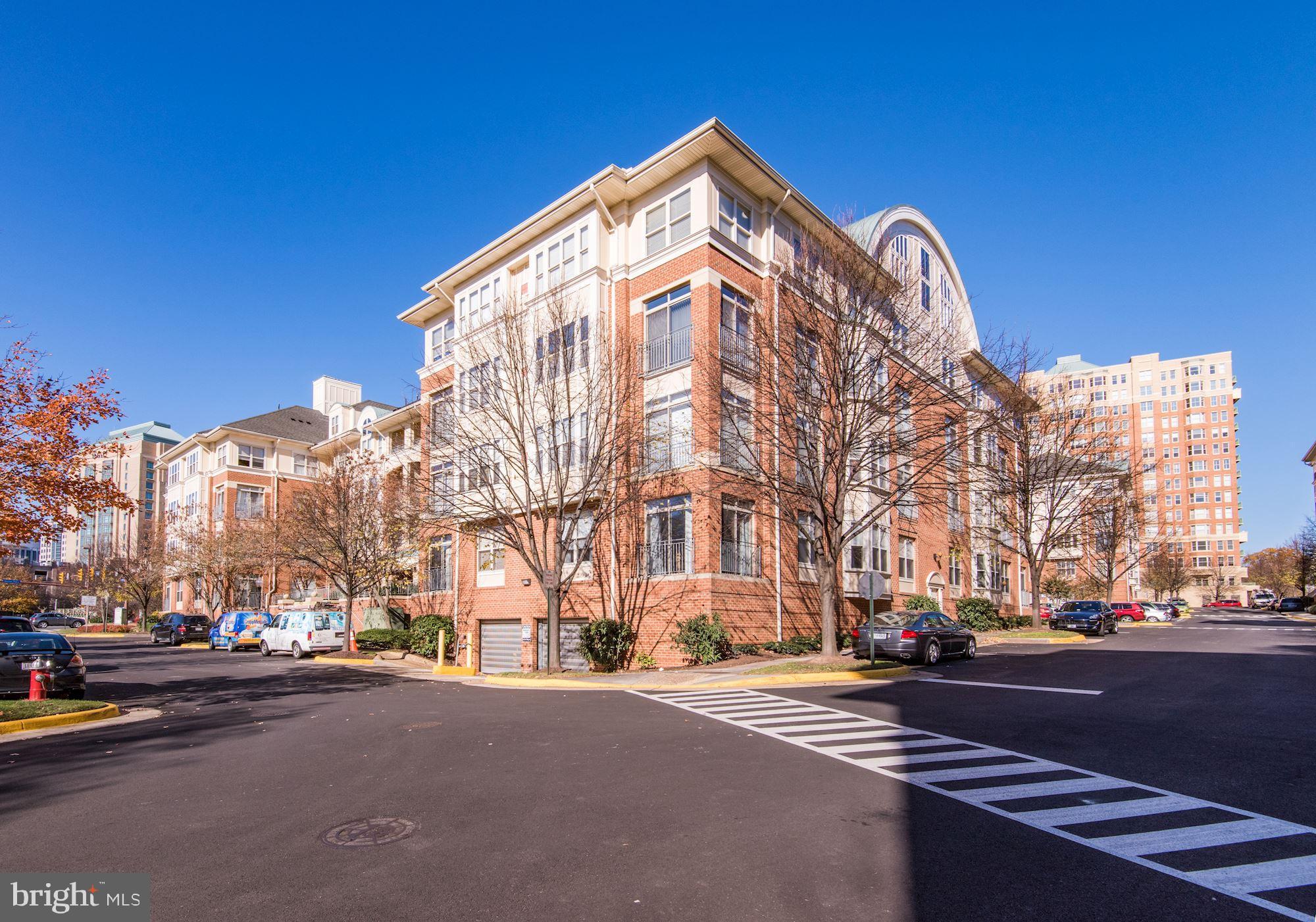 1860 STRATFORD PARK PLACE 204