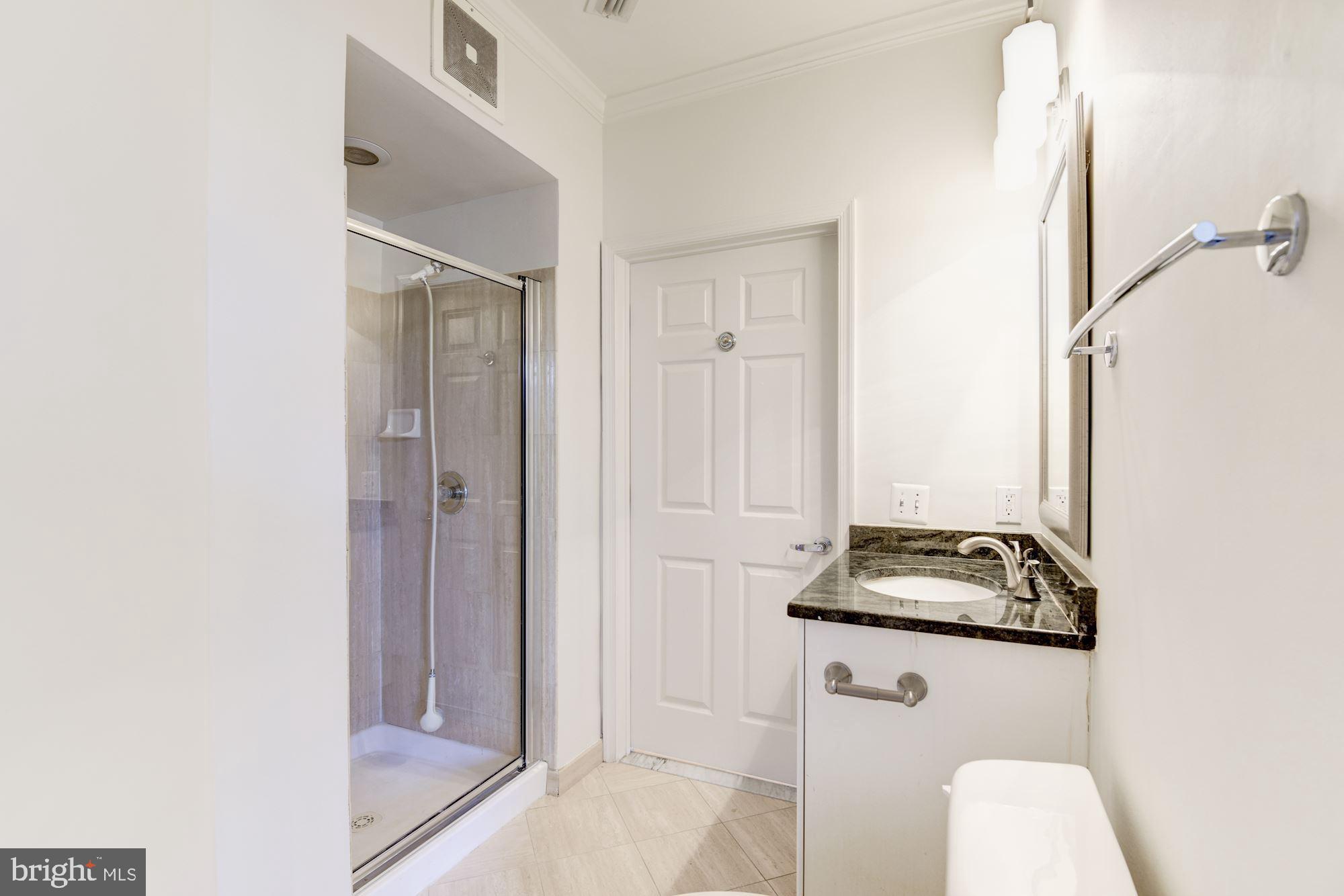 1860 STRATFORD PARK PLACE 204