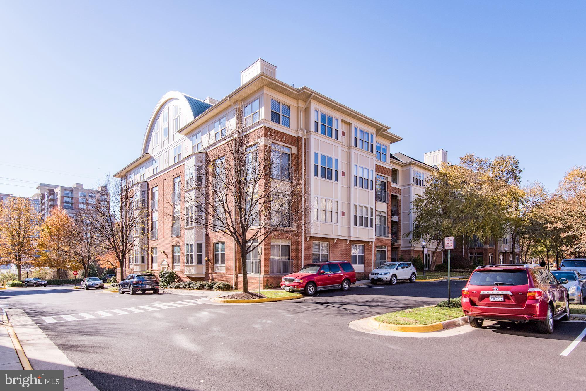 1860 STRATFORD PARK PLACE 204