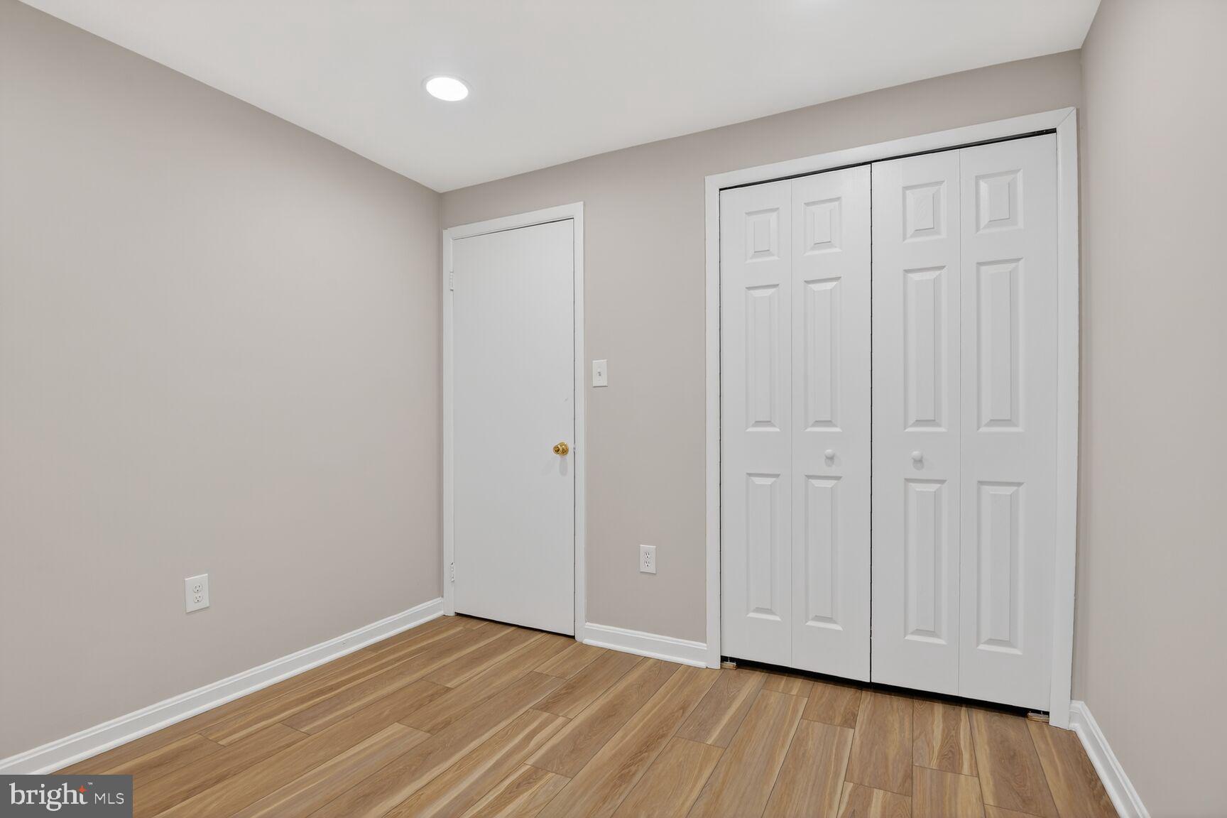 2874 SUTTON OAKS LANE