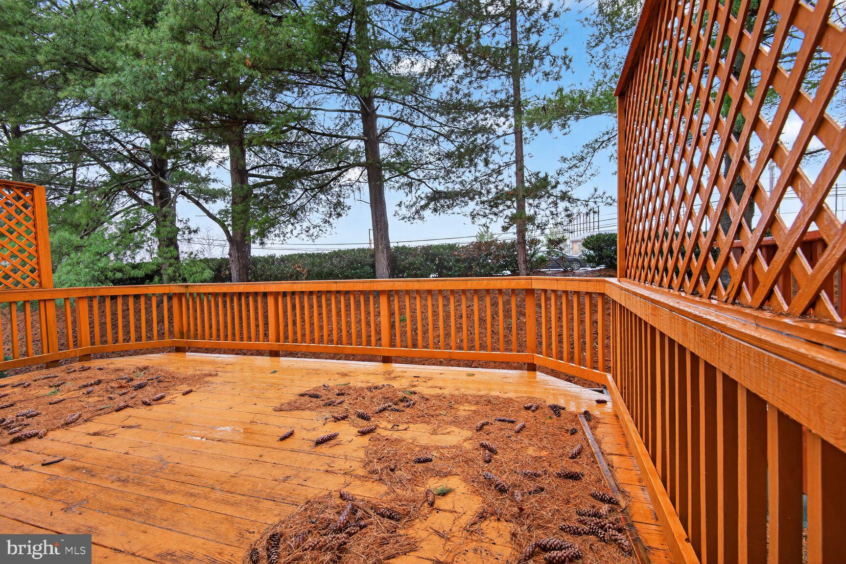 2874 SUTTON OAKS LANE