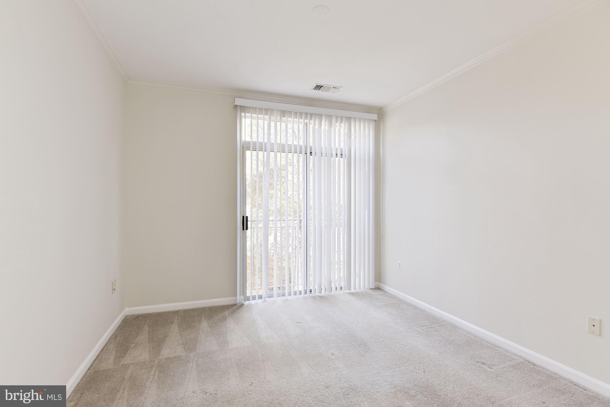 1860 STRATFORD PARK PLACE 204