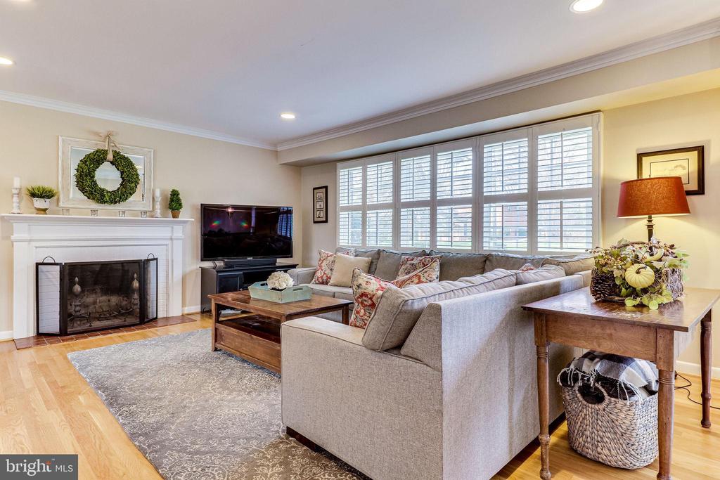 6519 ENGEL DRIVE