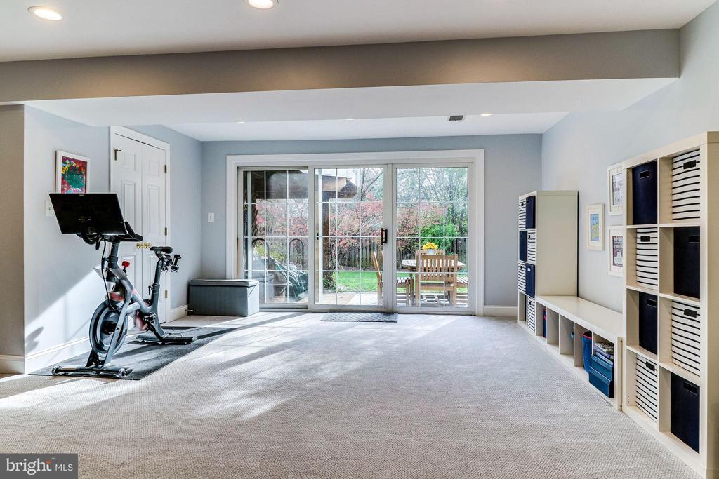 6519 ENGEL DRIVE