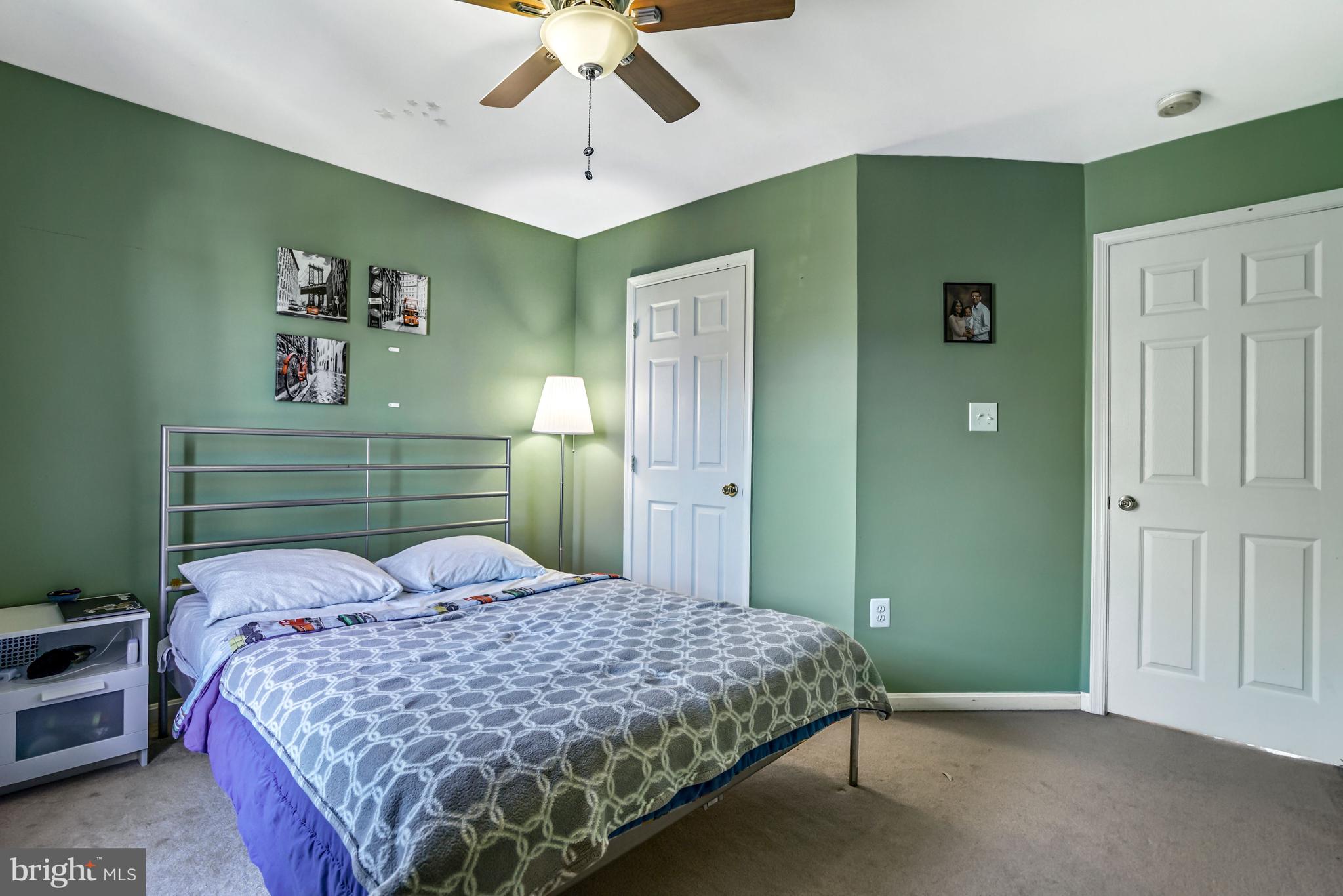 22385 MAISON CARREE SQUARE