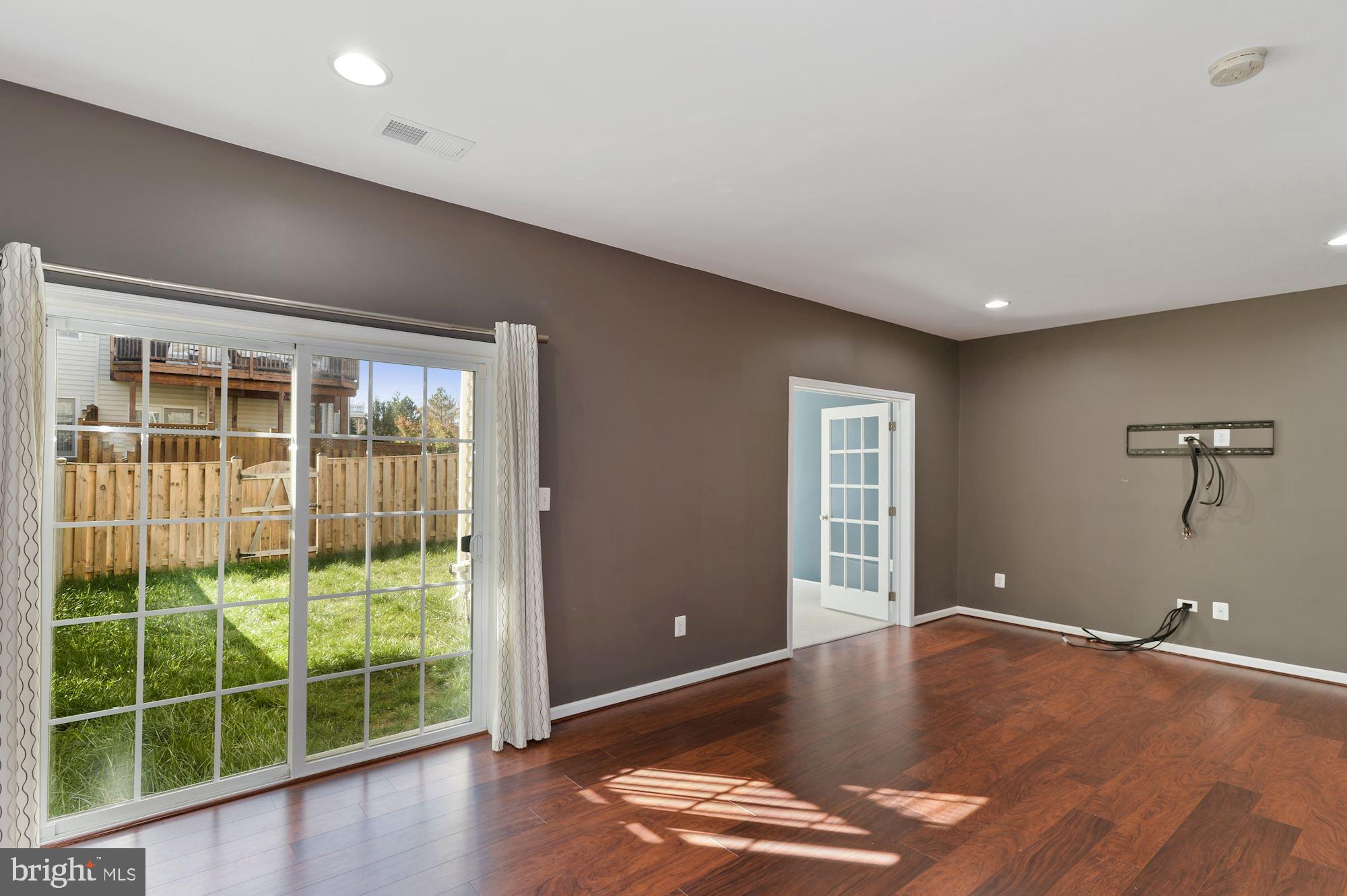 42311 CAPITAL TERRACE