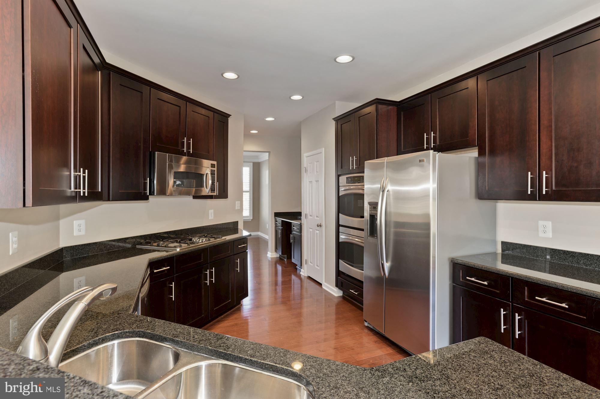 42311 CAPITAL TERRACE