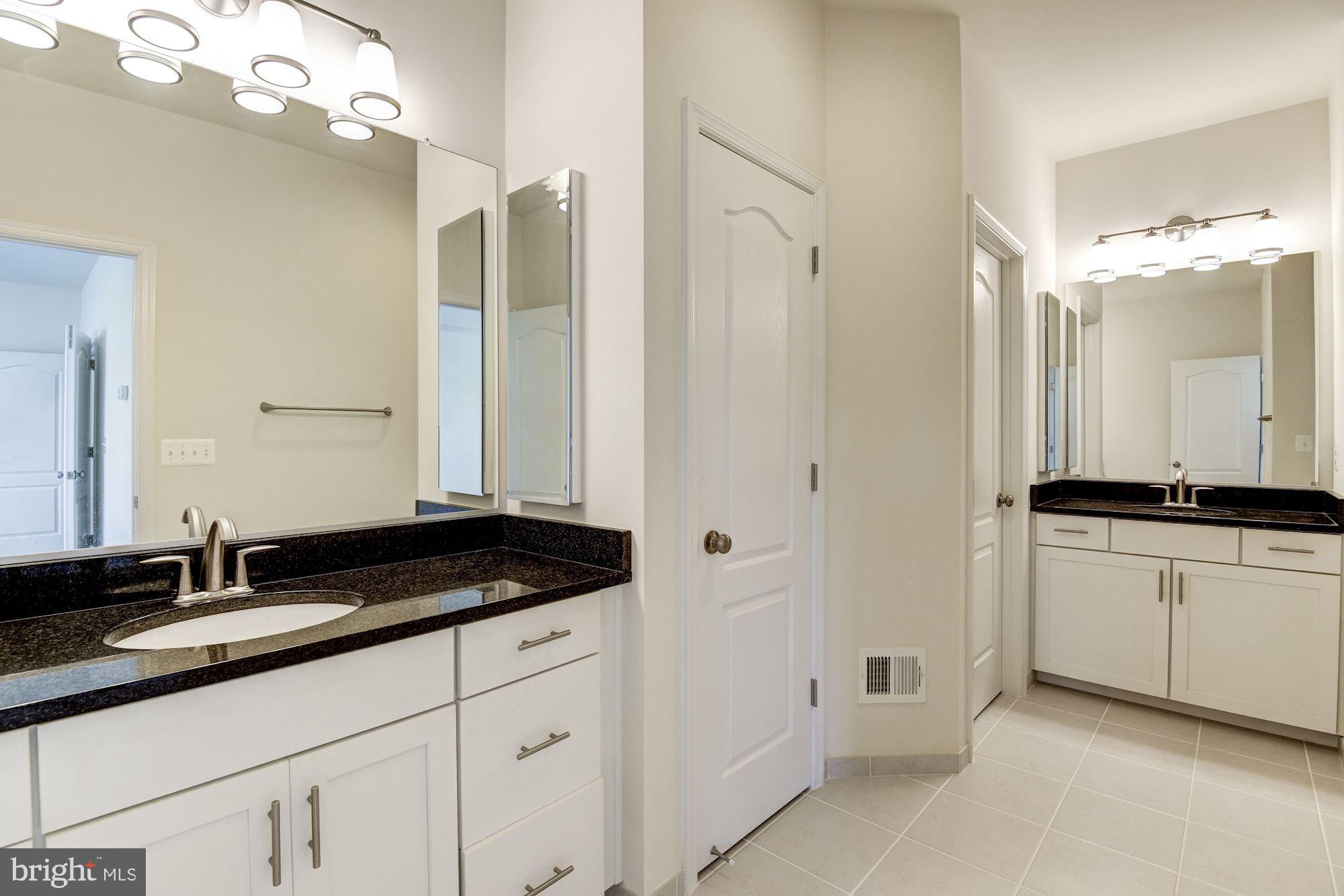 42524 BENFOLD SQUARE