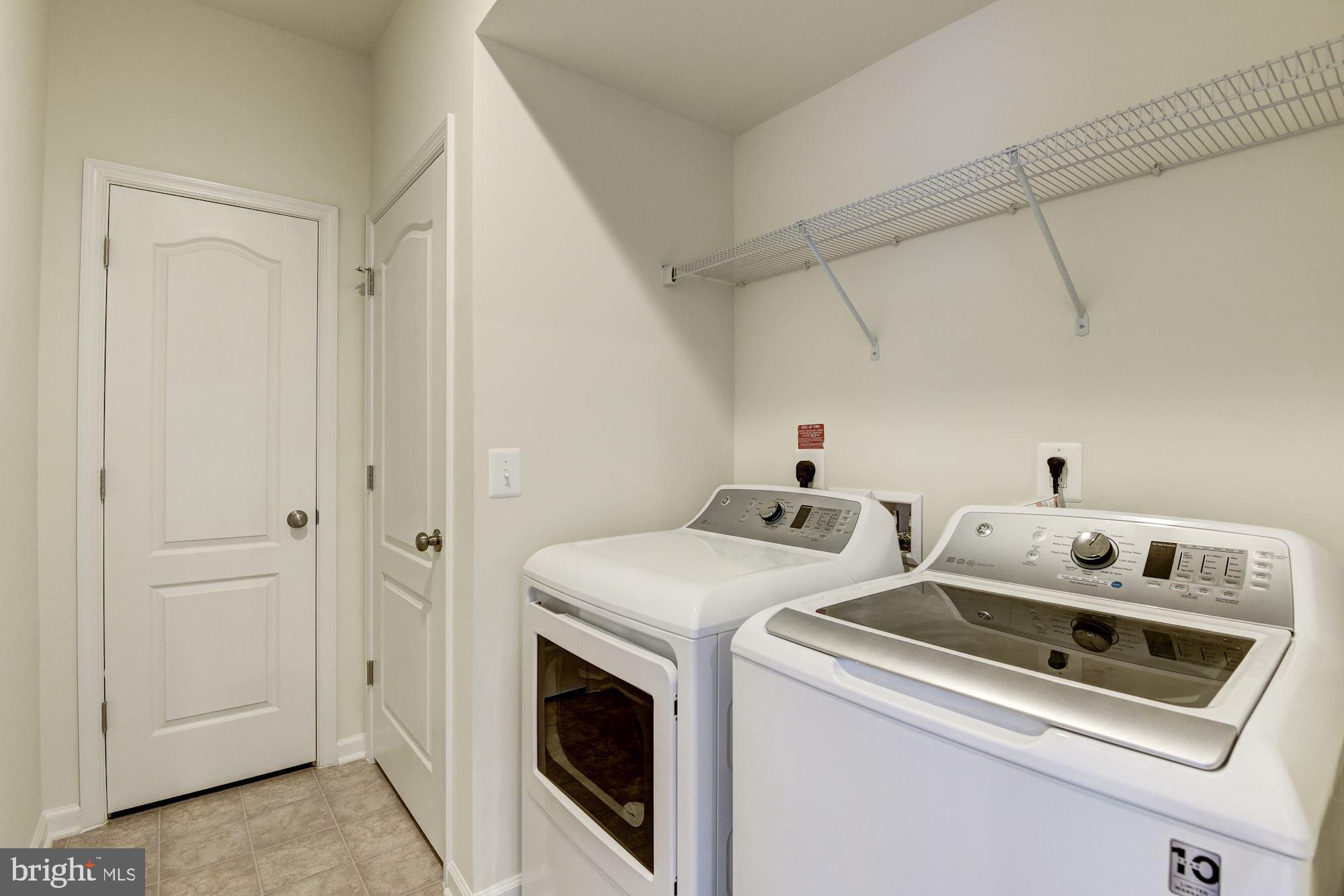 42524 BENFOLD SQUARE