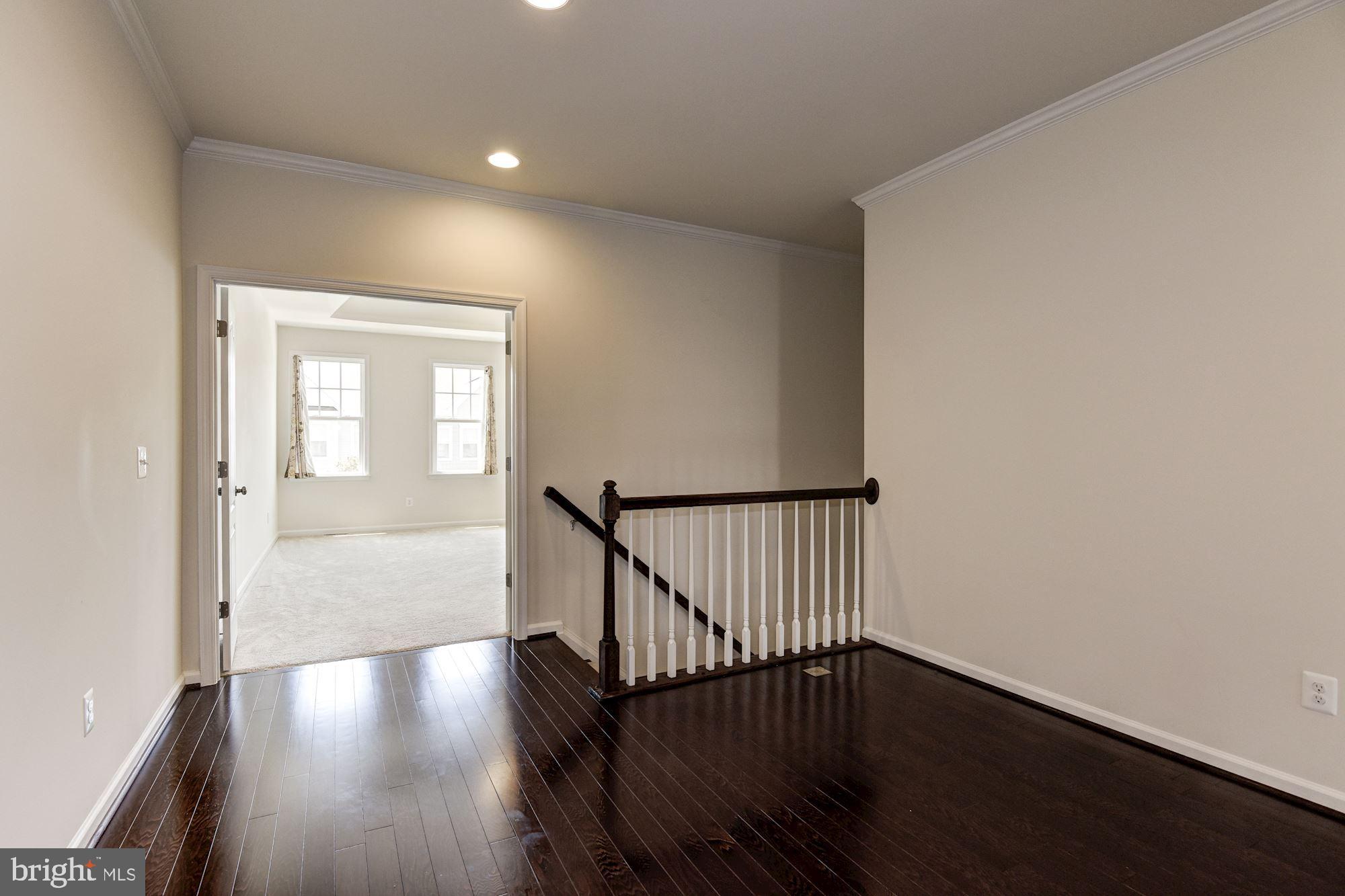 42524 BENFOLD SQUARE