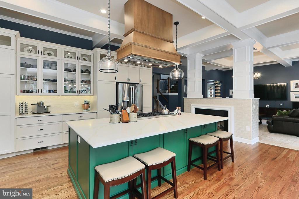 16146 WATERFORD CREEK CIRCLE