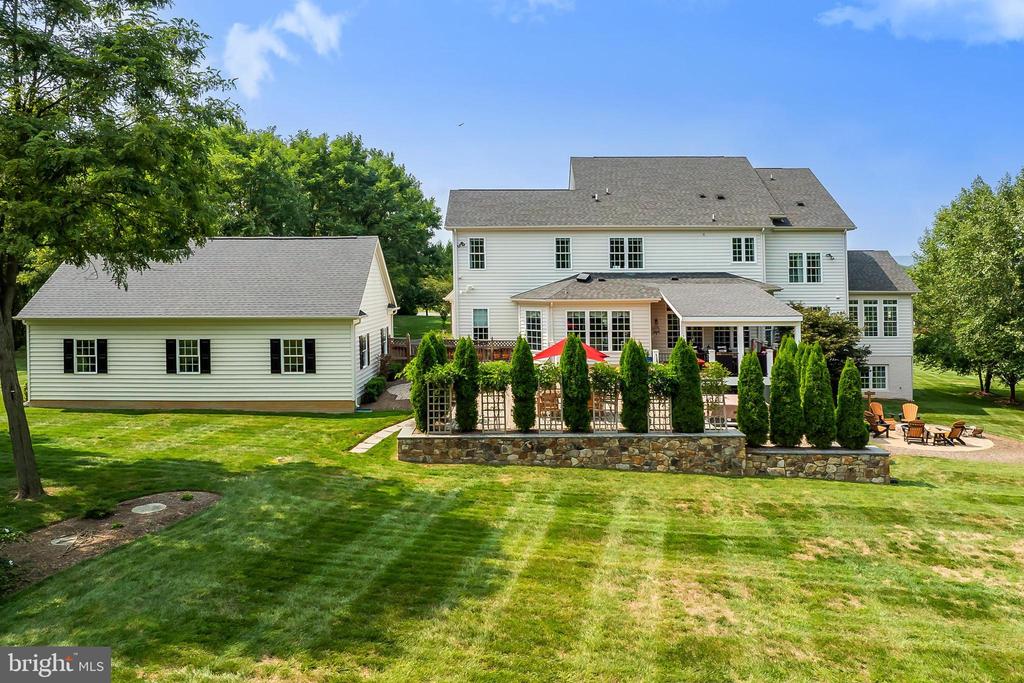 16146 WATERFORD CREEK CIRCLE