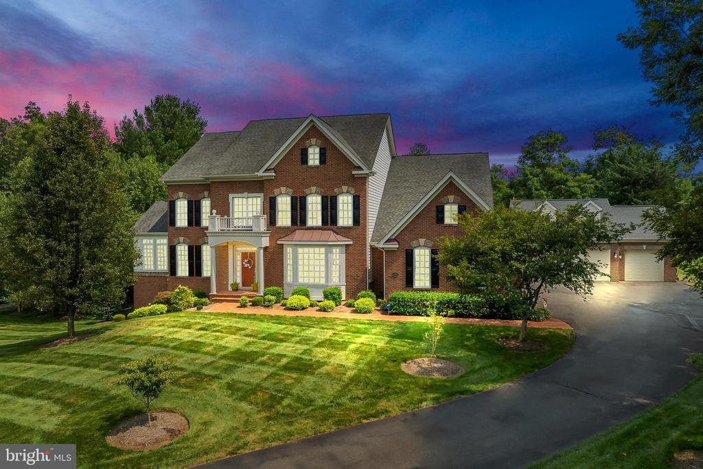 16146 WATERFORD CREEK CIRCLE
