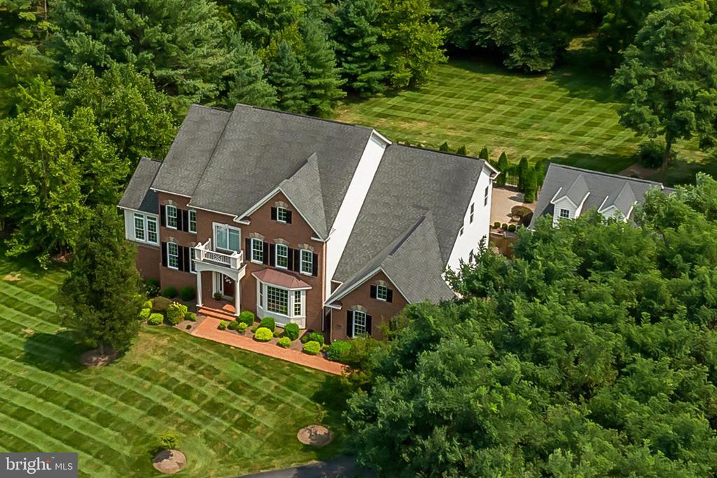 16146 WATERFORD CREEK CIRCLE
