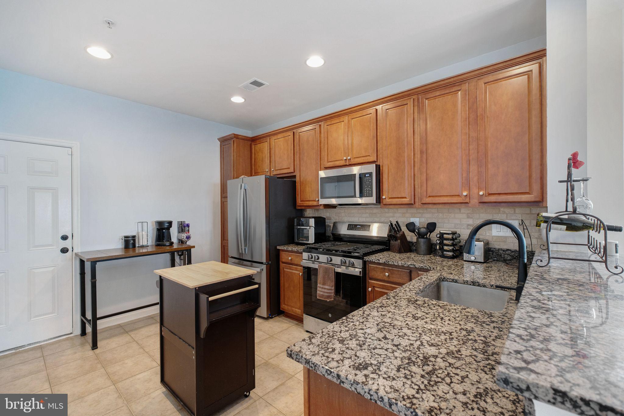 42587 HOLLYHOCK TERRACE